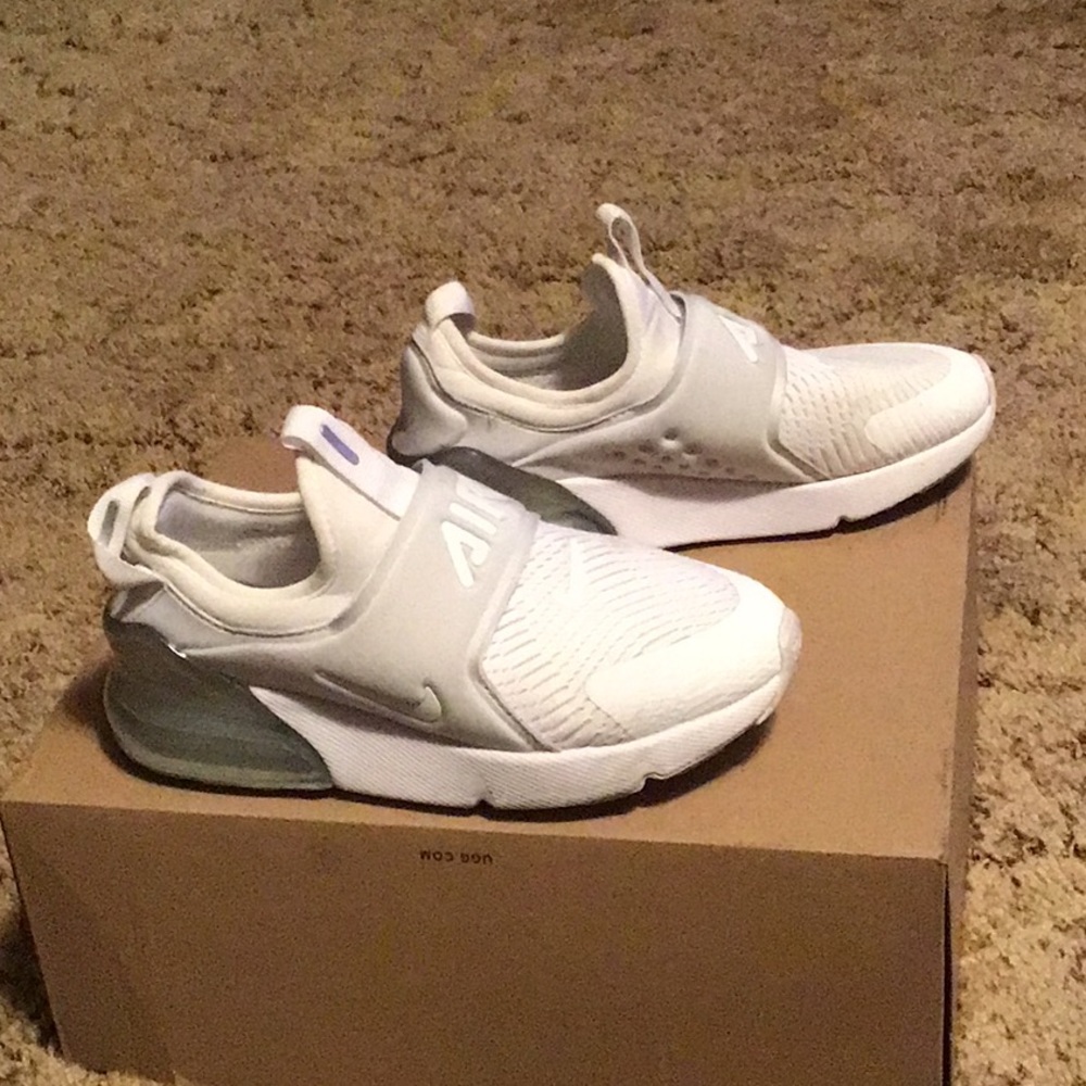 Girls Air Nike tennis shoe, all white size 1